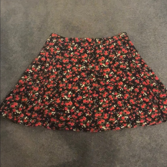 Floral Skirt - Picture 3 of 5